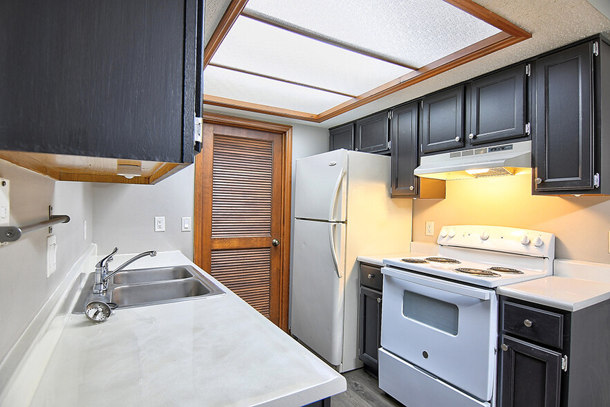 Building Photo - 9630 Sage Meadow Ct