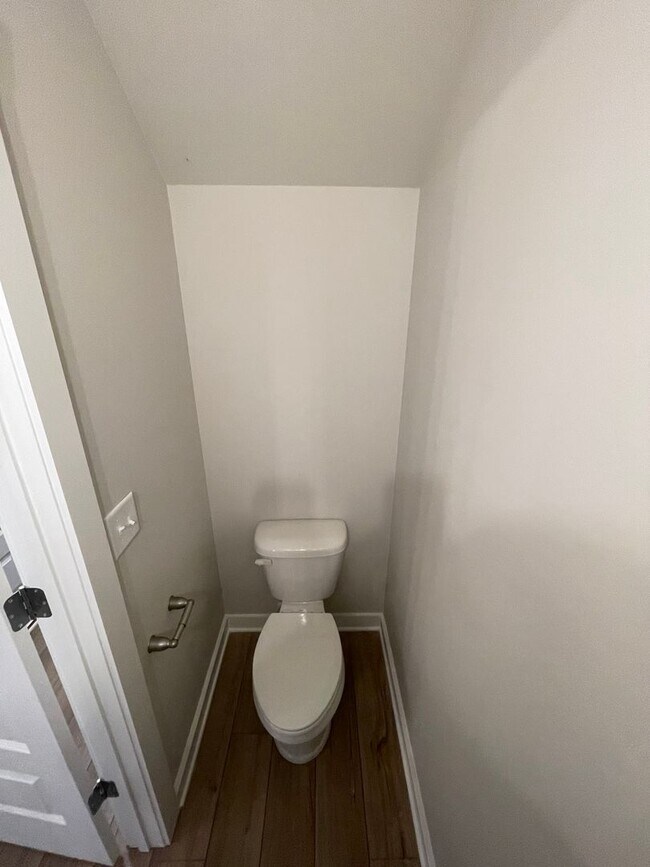 Building Photo - Home for Rent in Weaver, AL!!!  View with 48 Hours Notice!