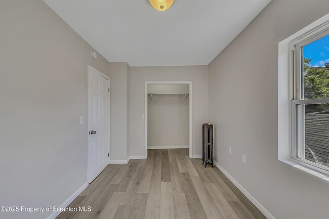 Building Photo - 514 Stipp Ct