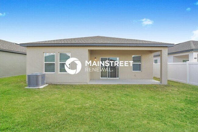 Building Photo - 3 Bedroom Pet-Friendly Home in St. Cloud, FL with Main Street Renewal