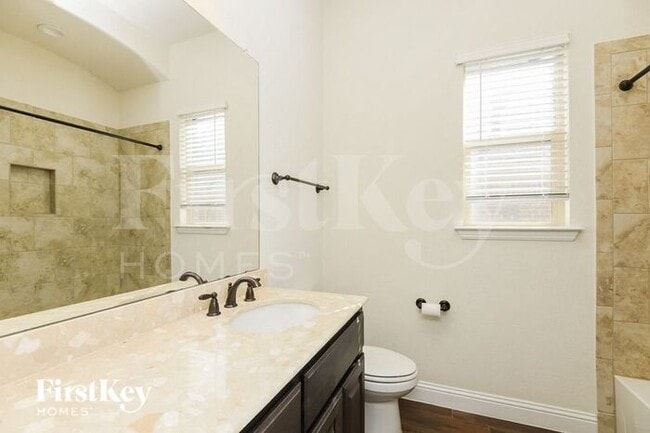 Building Photo - 15229 Holly Bay Ct
