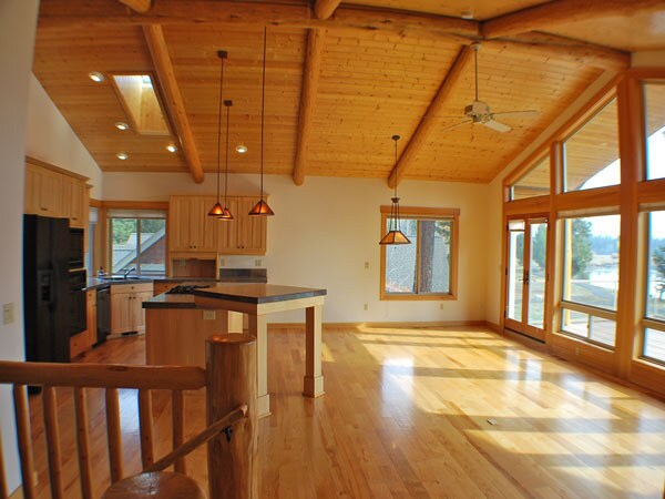 Building Photo - Short-Term Rental | SEASONAL FURNISHED RENTAL