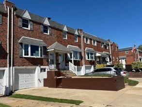 Building Photo - 12406 Dunks Ferry Rd