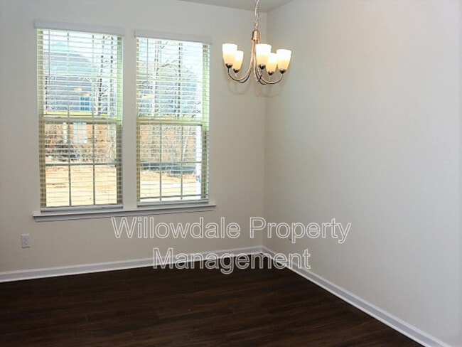 Building Photo - 23 N Grey Abbey Dr