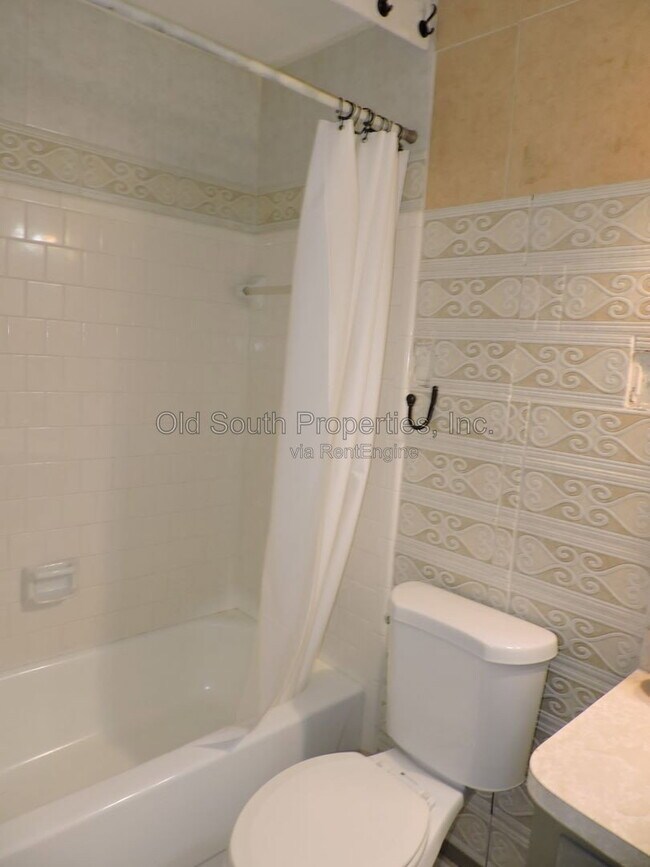 Building Photo - 1345 Jasma Ln