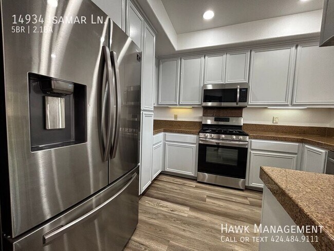 Building Photo - 14934 Isamar Ln