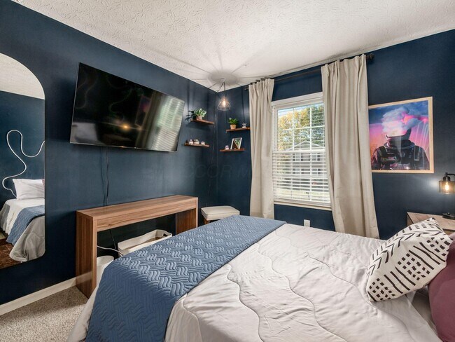 Building Photo - 8346 Seabright Dr