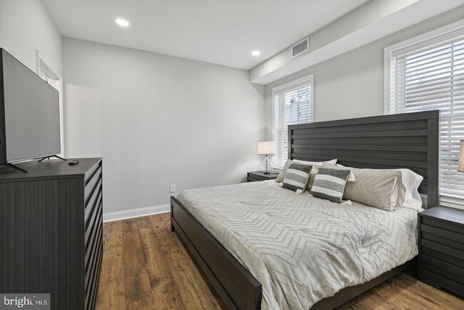 Building Photo - 36 Evergreen Ln