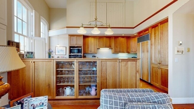 Building Photo - 39 State St