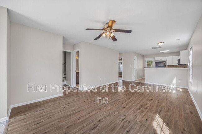 Building Photo - 1544 Tiana Way