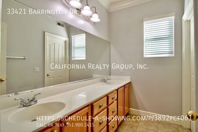 Building Photo - 33421 Barrington Dr