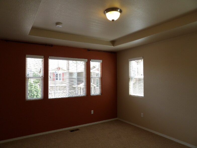 Building Photo - 1629 Rustlers Roost Dr