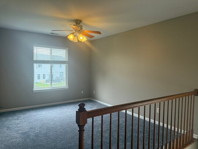 Building Photo - 21529 Franklin Cir
