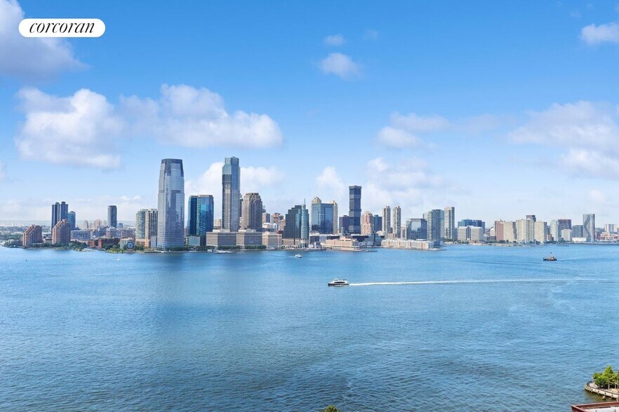 Building Photo - 10 West St