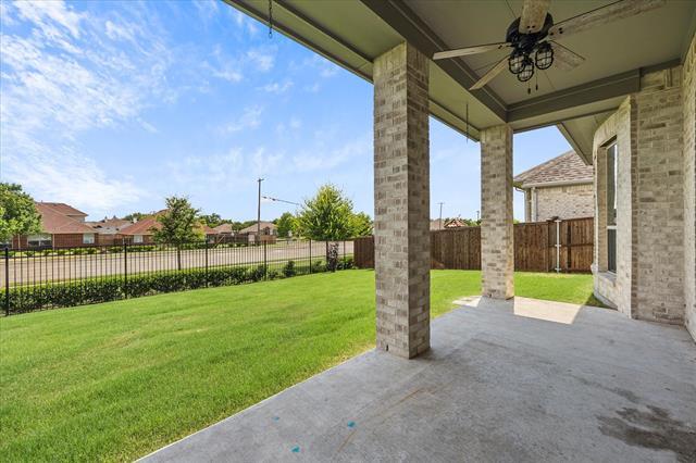 Building Photo - 605 Emerson Dr