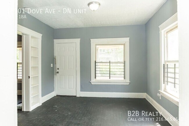 Building Photo - 10901 Dove Ave