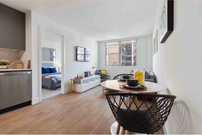 Building Photo - 420 W Belmont Ave