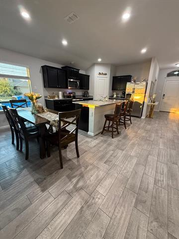 Building Photo - 549 Houndstooth Dr