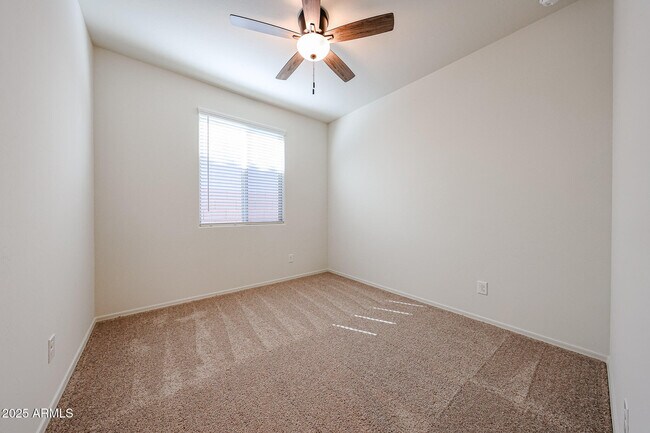 Building Photo - 7162 W Hedge Hog Pl