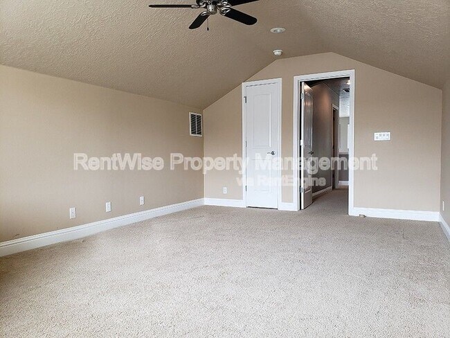Building Photo - 1473 N Watson Way