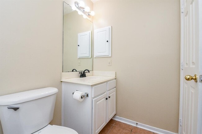 Building Photo - 11102 Kentington Oak Dr