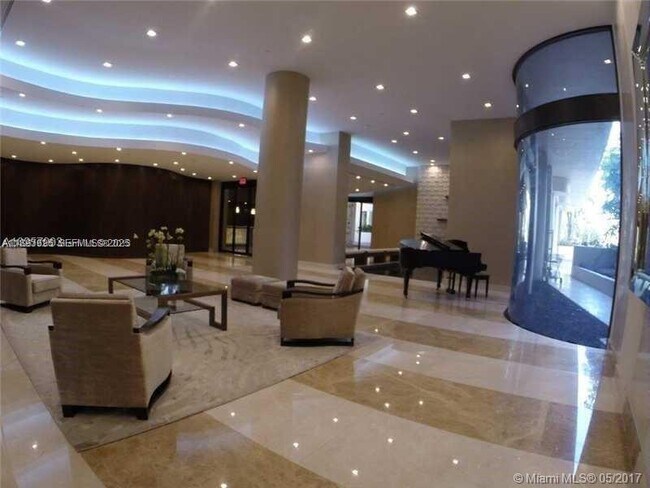 Building Photo - 19667 Turnberry Way