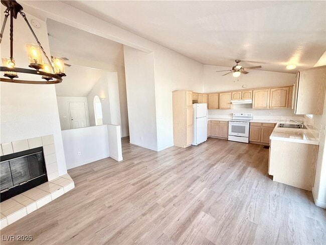 Building Photo - 5810 East St