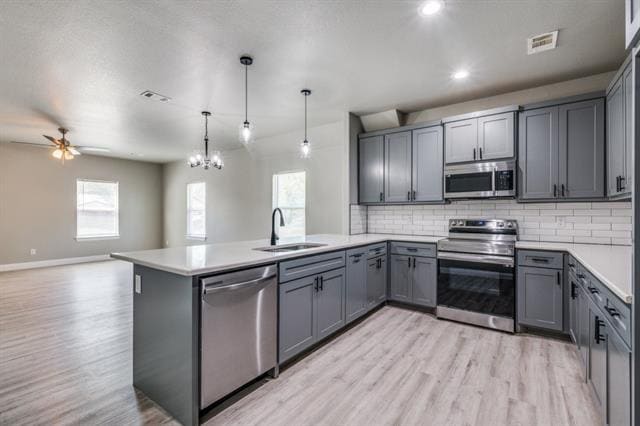 Building Photo - 2751 E 1st St