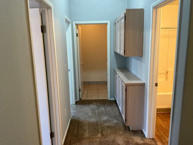 Building Photo - 3 Bedrooms 2.5 Bathrooms 2 car attached garage Gated Subdivision