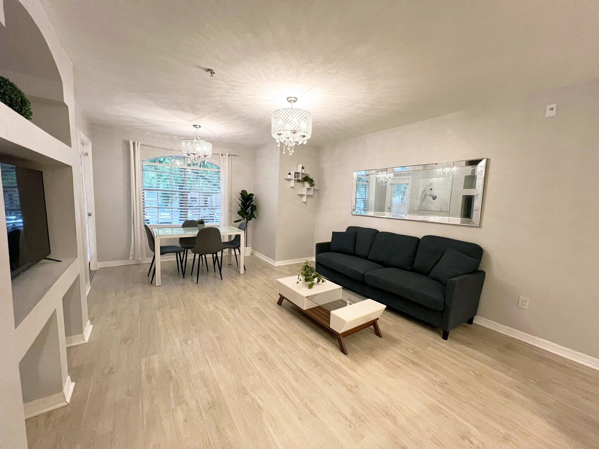 Living Room/ Dining Room - 7230 Westpointe Blvd