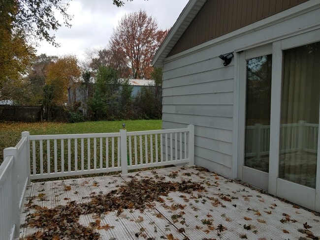 Building Photo - Nice 1-Bedroom Home For Rent in Northwest Elkhart