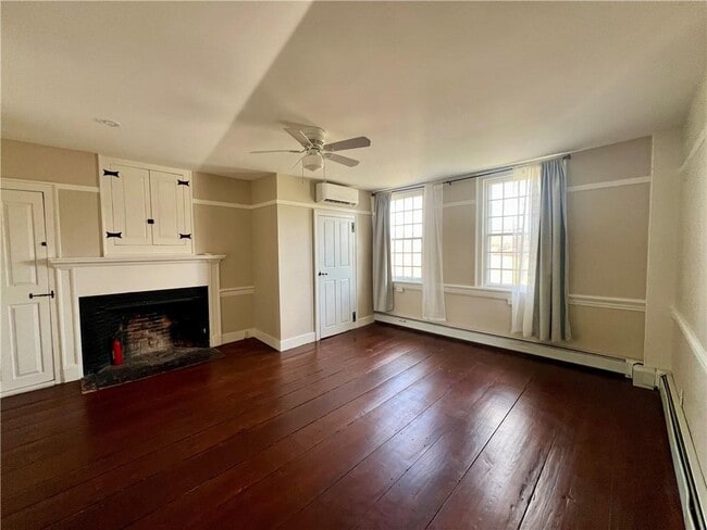 Building Photo - 4 Limerock Rd