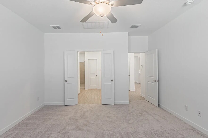 Building Photo - 1357 Rockwell Dr