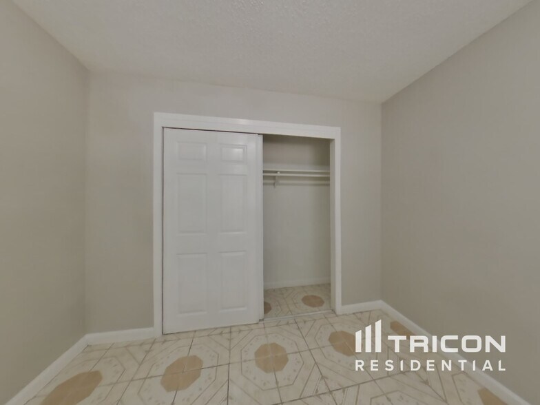 Building Photo - 7434 Tetela Dr