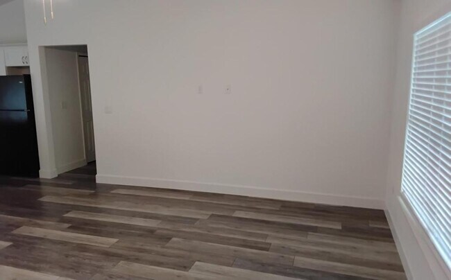 Building Photo - 16171 SW 44th Cir