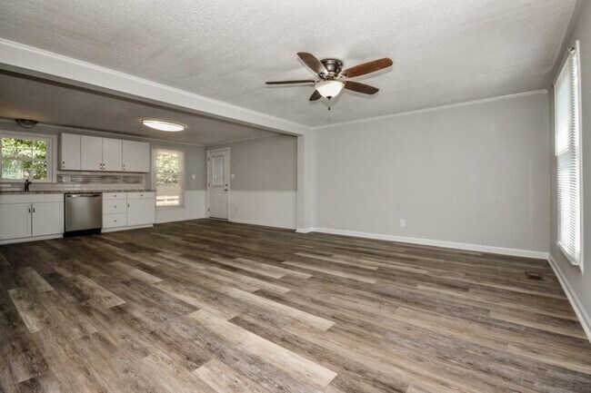 Building Photo - 4792 NC-73