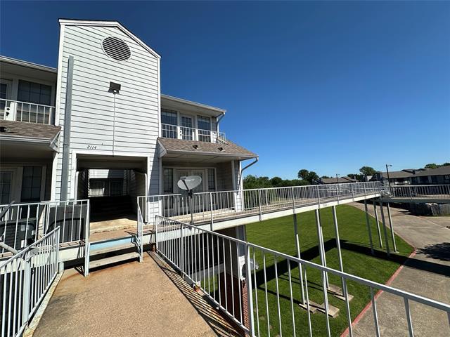 Building Photo - 9823 Summerwood Cir