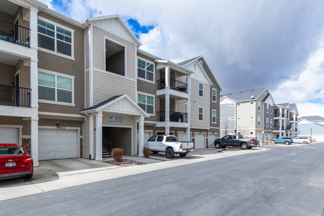 Building Photo - 14472 S Selvig Way