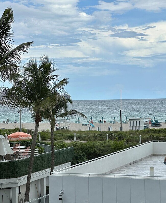 Building Photo - 401 Ocean Dr