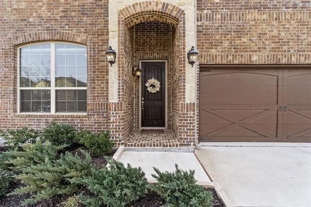 Building Photo - 14829 Star Creek Dr
