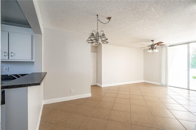 Building Photo - 5701 Riverside Dr