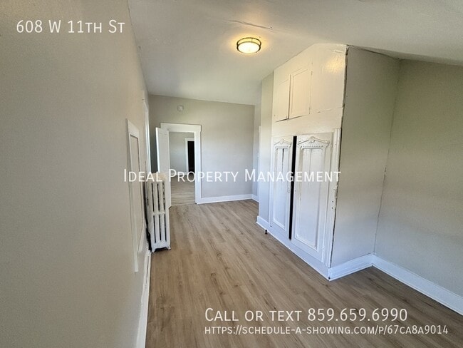 Building Photo - 608 W 11th St