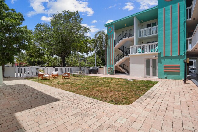 Building Photo - 1857 Jefferson St