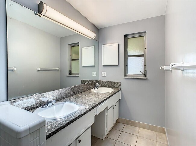 Building Photo - 9999 Lake Georgia Dr