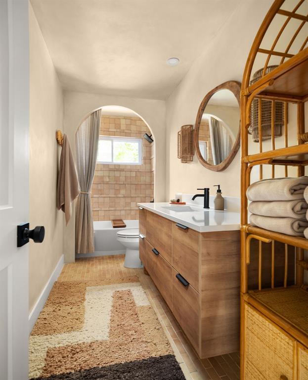 Building Photo - 2409 Shiloh Dr