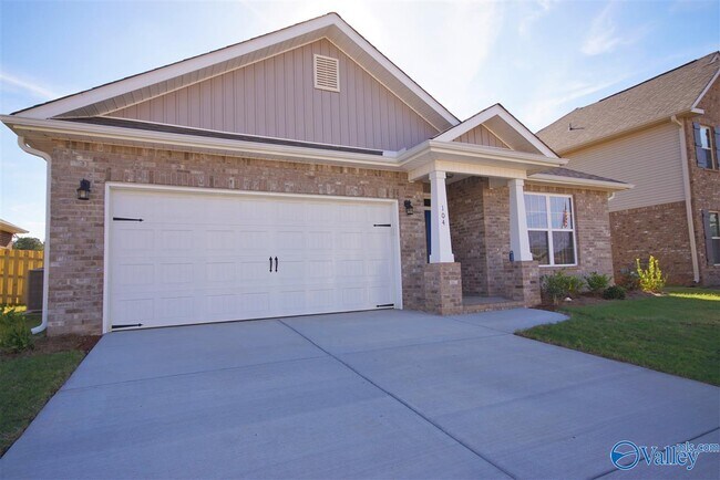 Building Photo - 104 Williams Pointe Boulevard SW