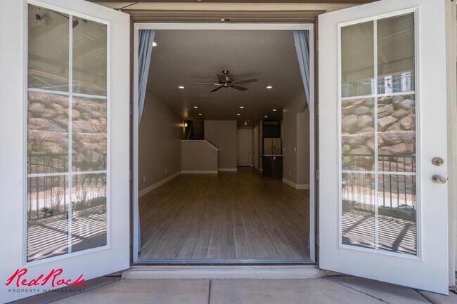 Building Photo - Welcome to Your Dream Home!