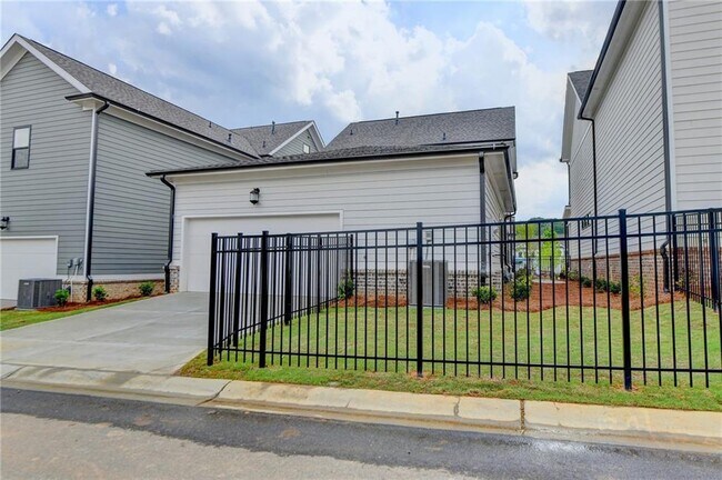 Building Photo - 4536 Molder Dr