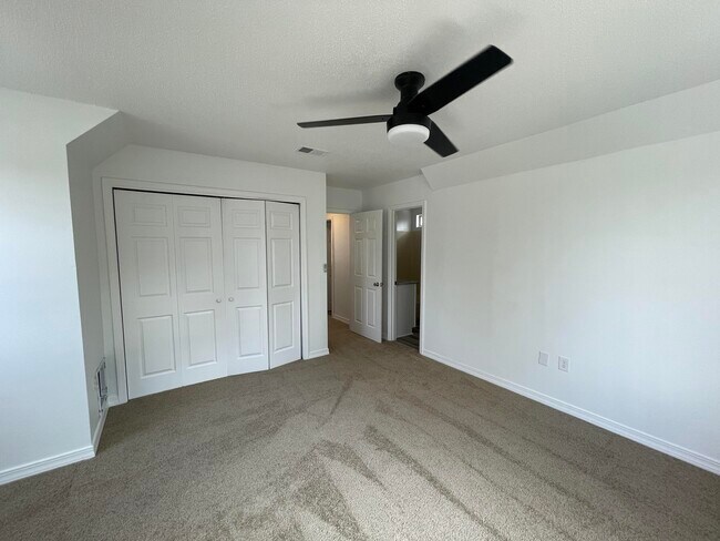 Building Photo - 3350 Shoal Creek Cove