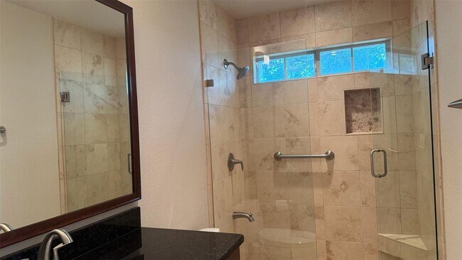 Building Photo - 9604 Crenata Cove